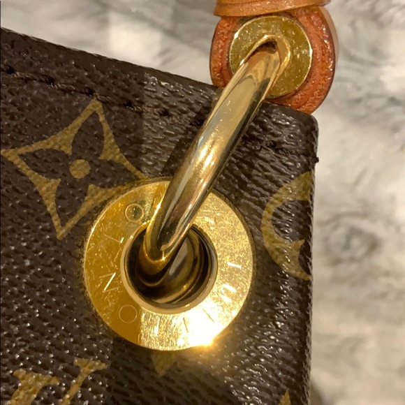 Louis Vuitton Artsy MM - Picture 2 of 5